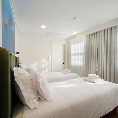 Azimute1 T2 Moderno Centro Historico Angra * Angra do Heroísmo