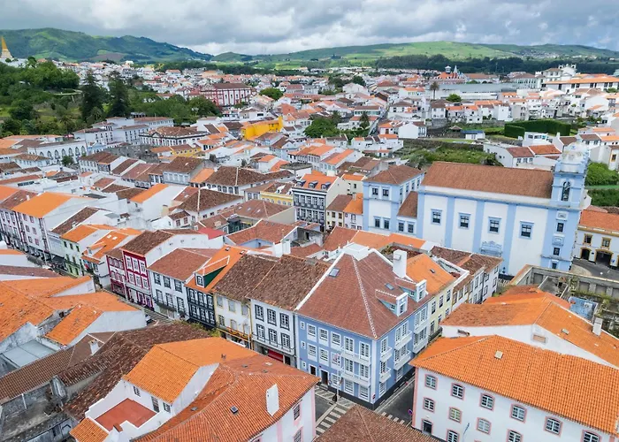 Azimute1 T2 Moderno Centro Historico Angra Appartement *