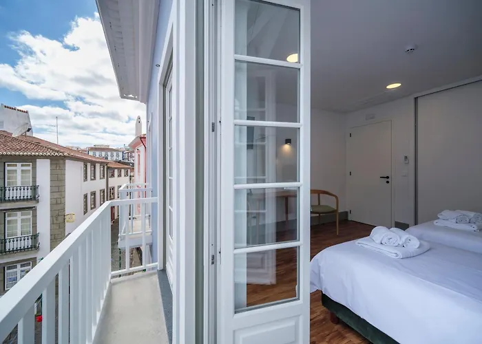 Azimute1 T2 Moderno Centro Historico Angra Appartement *